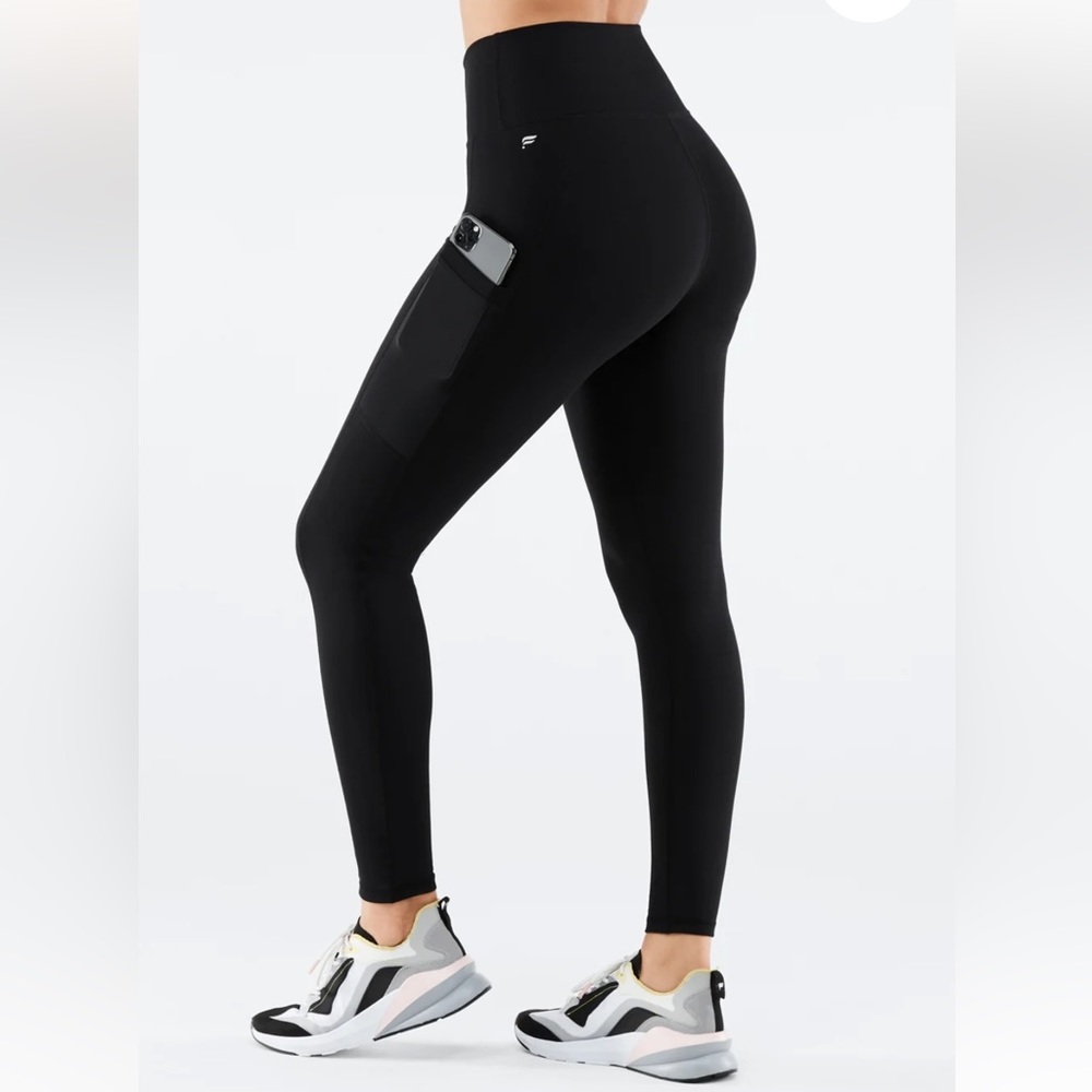 Fabletics On-The-Go PowerHold® High-Waisted Legging Black